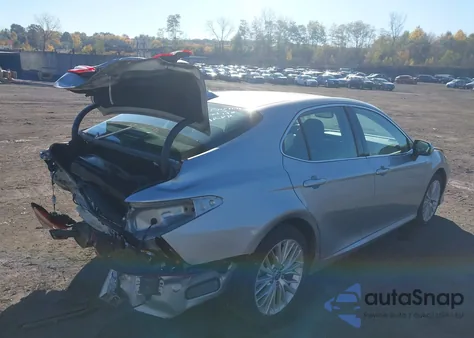 2020 Toyota Camry Xle Hybrid from USA, damaged, VIN 4T1F31AK7LU017569
